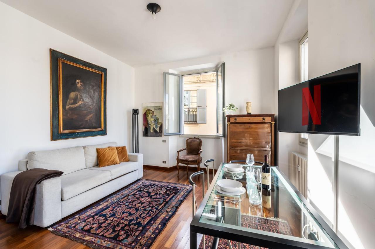 Missori'S Nest - Wonderful View Apartment Milan Bagian luar foto