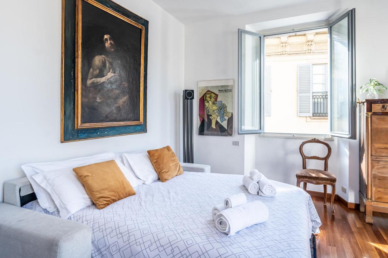 Missori'S Nest - Wonderful View Apartment Milan Bagian luar foto
